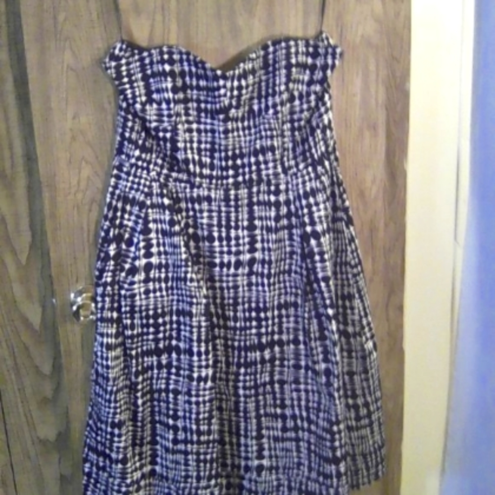 Calvin Klein strapless midi black & white dress size 12 with built in bra